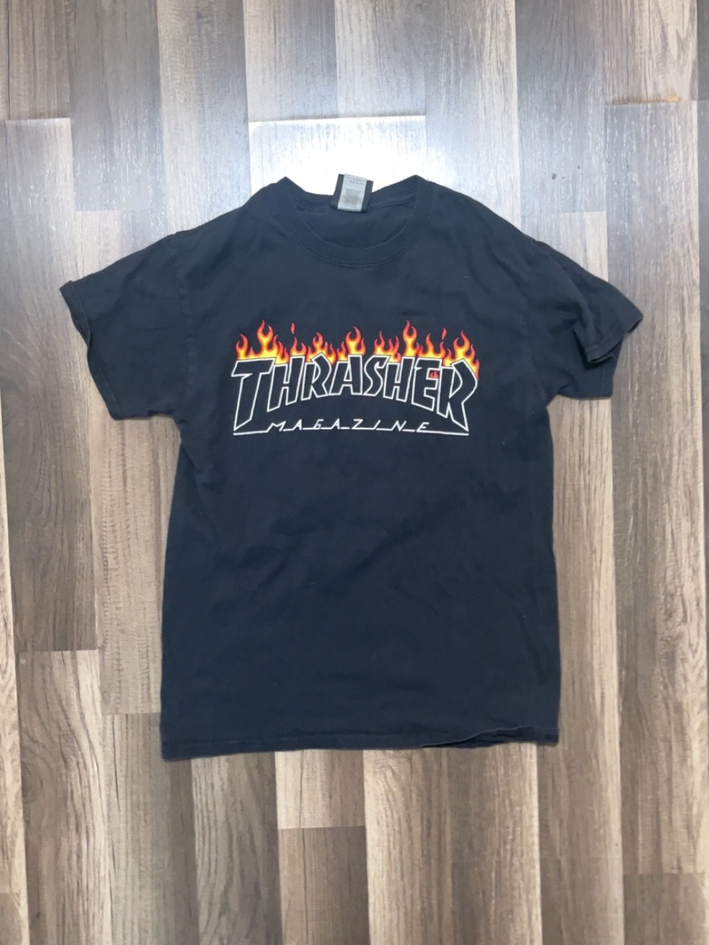 THRASHER Skateboard Magazine Men’s Small Black Flames BMX Shirt